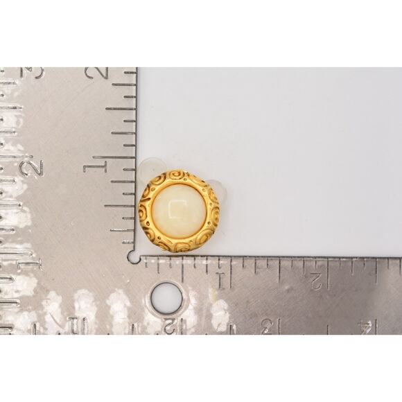 Givenchy Cabochon Clip On Earrings Round Brushed Antiqued Gold Chunky Signed 9D - Picture 12 of 12